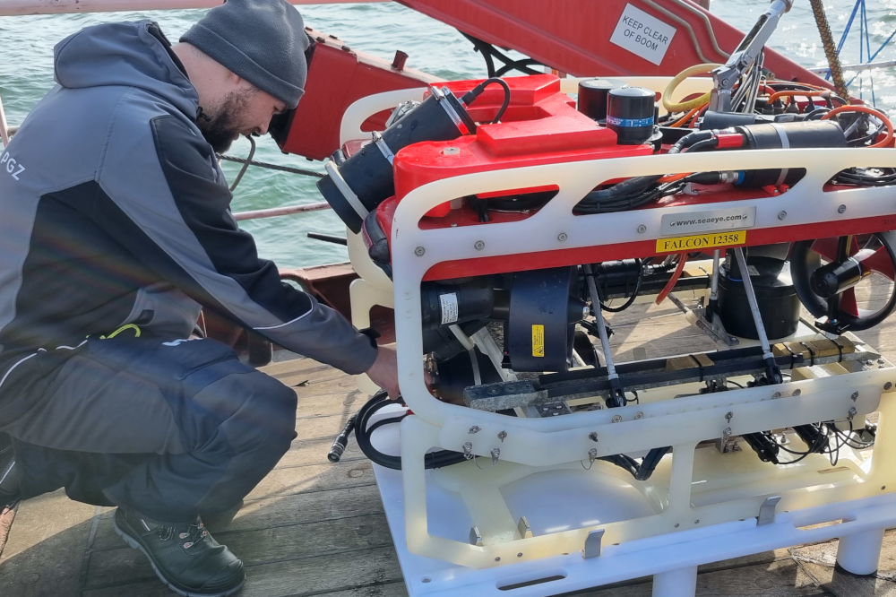 Ammotrace & Probannt na pokładzie jachtu żaglowego Oceania