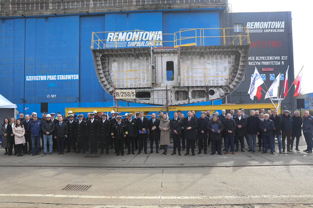 Piąty „Kormoran II”, „ORP Rybitwa” — położenie stępki