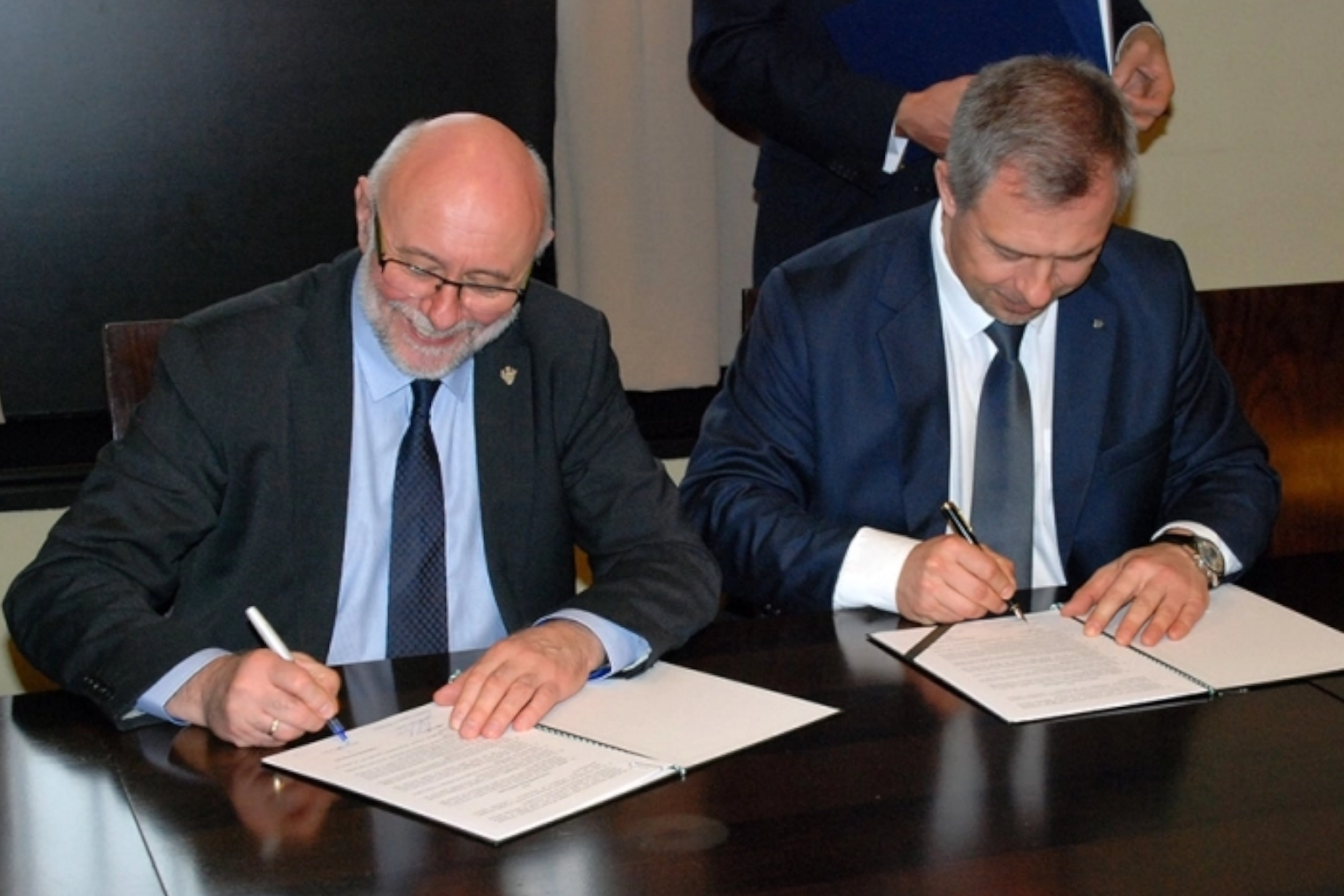 Politechnika Warszawska i CTM łączą siły w rozwoju nowoczesnego uzbrojenia