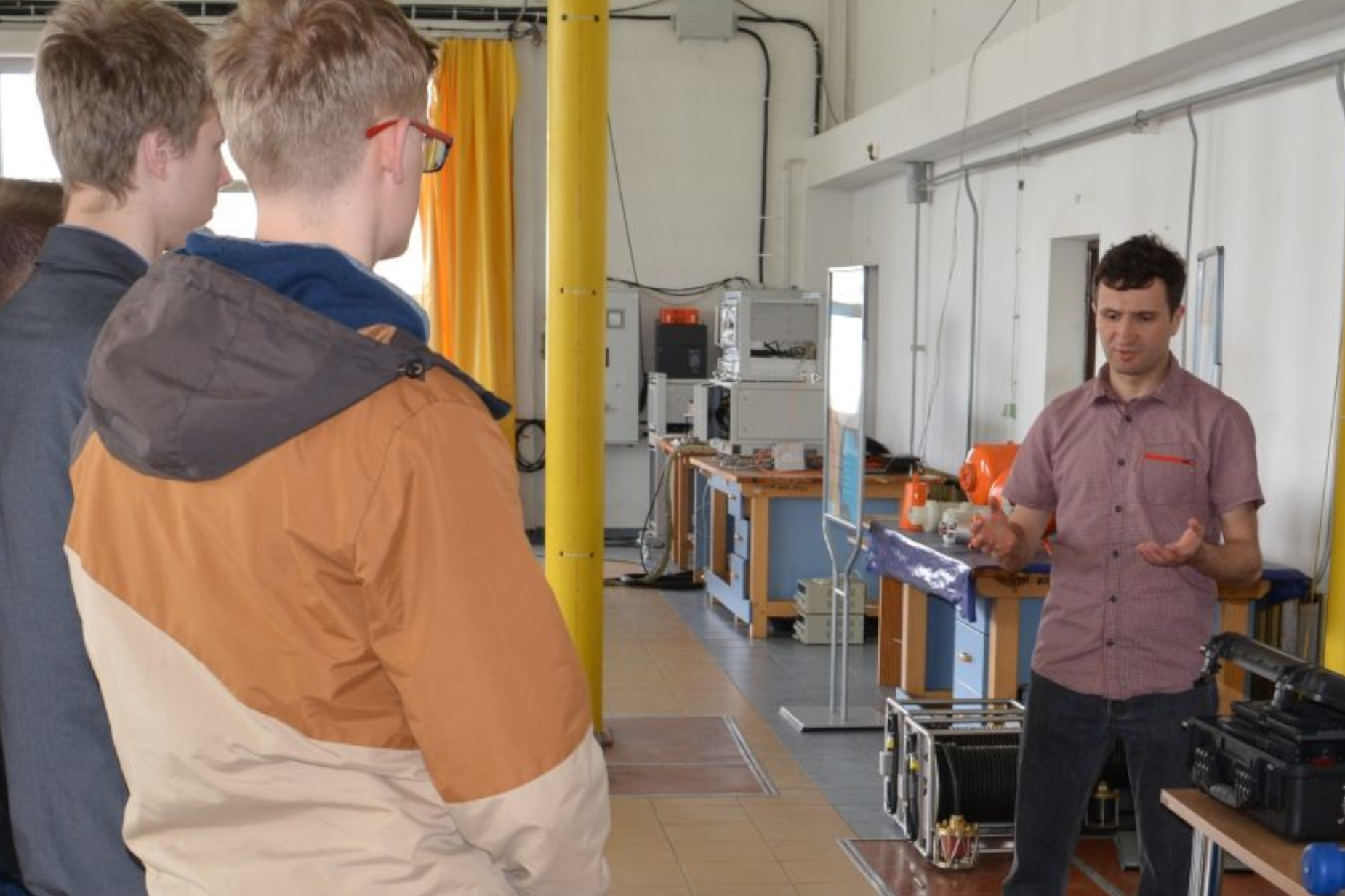 Spotkanie specjalistów z OBR CTM ze studentami Akademii Marynarki Wojennej